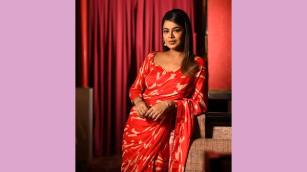 মার্কিন বিমান সংস্থার বিরুদ্ধে হেনস্তার অভিযোগ গায়িকা ইমনের