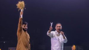 দুপুরে পদত্যাগের ঘোষণা দেবেন ইশরাক