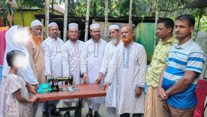 জামায়াতের দেওয়া সেলাই মেশিন ফেরত দিলেন বিএনপি নেতার স্ত্রী