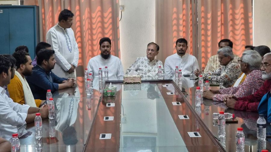 সমস্যা স্বরাষ্ট্রমন্ত্রীর, গুলি খেলেন ইশরাক ভাই: পাটওয়ারী