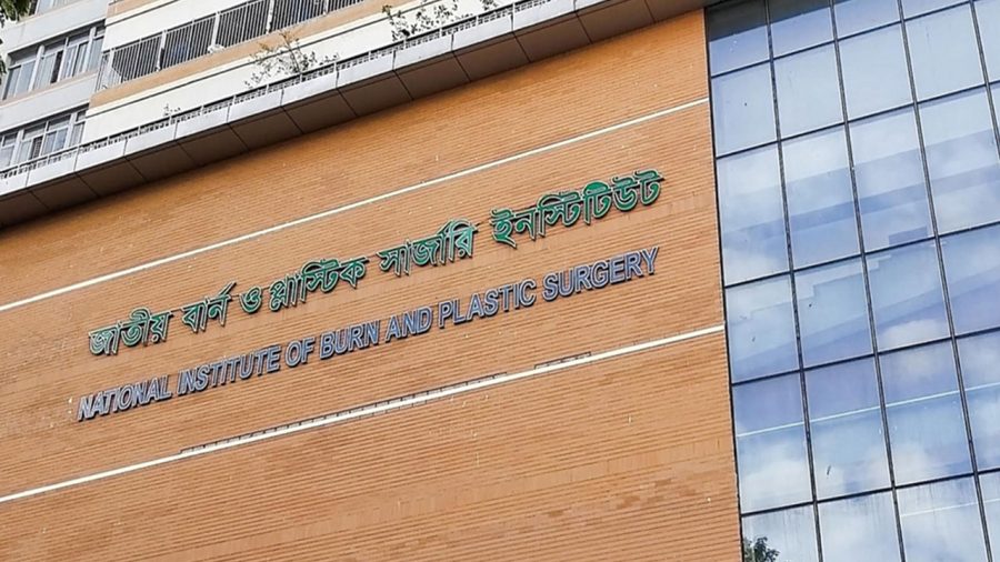 সোনারগাঁয়ে গ্যাস লিকেজ থেকে বিস্ফোরণে একই পরিবারের ৪ জন দগ্ধ
