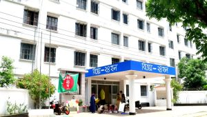 আবাসনে জাবি-ঢাবি-রাবির চেয়ে পিছিয়ে চবি, বঞ্চিত ৭৪% শিক্ষার্থী
