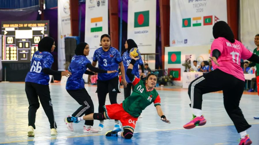খালেদা জিয়া আইএইচএফ নেশন্স ট্রফির ফাইনালে ভারতের সঙ্গী বাংলাদেশ