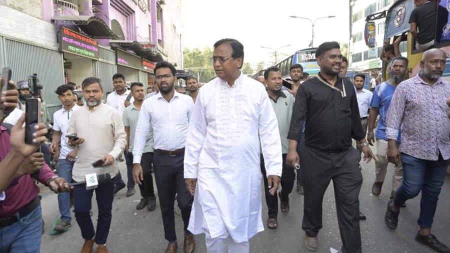 এমন প্রশ্ন করবেন না যাতে দখলকারীরা উৎসাহিত হয়, গণমাধ্যমকর্মীদের সালাম