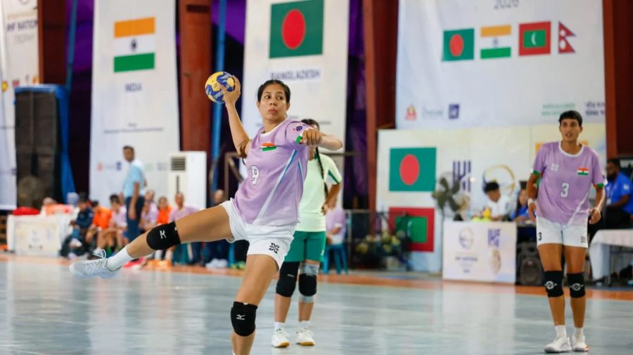 নেপালকে উড়িয়ে অপরাজিত থেকে ফাইনালে ভারত