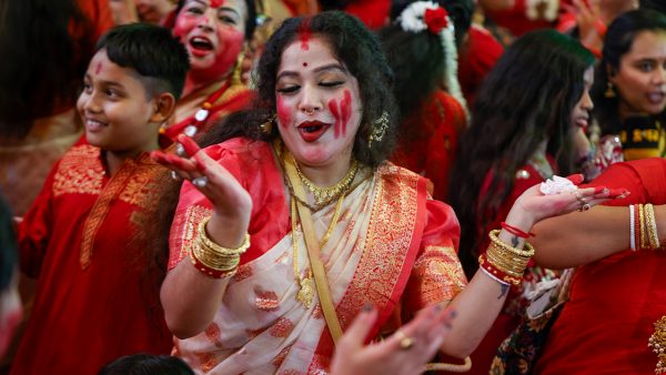 শান্তিপূর্ণ দুর্গাপূজা: সম্প্রীতির নতুন অধ্যায়