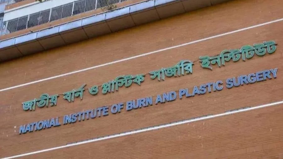 গাজীপুরে বাসায় আগুন, একই পরিবারের দগ্ধ ৪