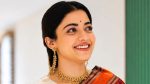 ৪০০ পরিবারের দায়িত্ব নিলেন রাশমিকা