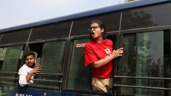 আমাদের পথ দেখিয়েছে বাংলাদেশ: নেহা বোরা