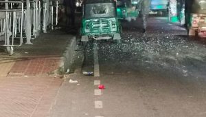 জুলাই জাদুঘরের সামনে ককটেল বিস্ফোরণে আহত ১