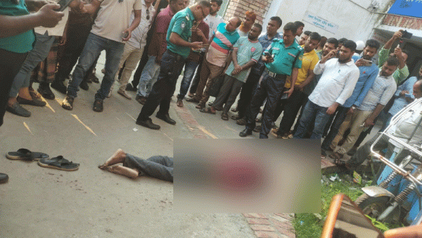 বরিশালে আদালত ভবন থেকে পড়ে যুবক নিহত