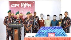 টেকনাফ সীমান্তে অভিযান: প্রায় ১৪ কোটি টাকার ইয়াবাসহ আটক চার
