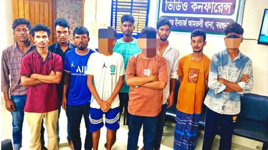 বরগুনায় মাদক ও কিশোর গ্যাংবিরোধী অভিযানে আটক ১১