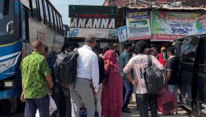 কিশোরগঞ্জ-মহাখালী রুটে অনির্দিষ্টকালের বাস ধর্মঘট
