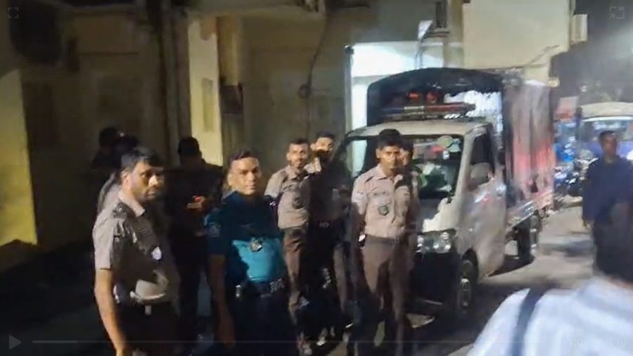 চসিক ভবনে অভিযান চালিয়ে বগাকে পায়নি পুলিশ