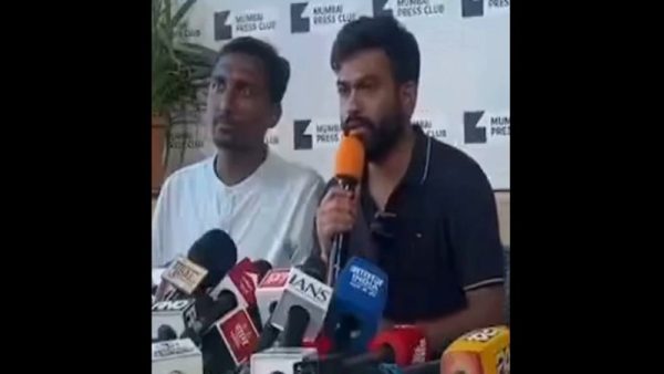 ভারতজুড়ে আন্দোলনে নামছে ককরোচ জনতা পার্টি