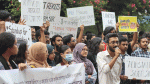 উপাচার্য পুনর্বহালের দাবিতে চুয়েট শিক্ষার্থীদের মানববন্ধন