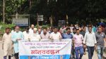সাবেক ভিসিকে পুনর্বহালের দাবিতে চুয়েট শিক্ষকদের মানববন্ধন
