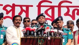 দুর্গাপূজায় নিরাপত্তা নিশ্চিতে সর্বোচ্চ সতর্ক ডিএমপি: কমিশনার