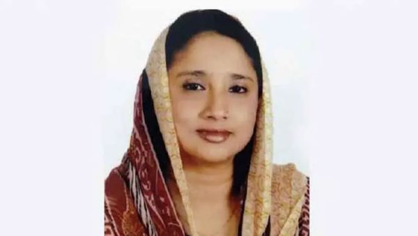এমপি ফেরদৌসীকে পদত্যাগের নির্দেশ প্রধানমন্ত্রীর