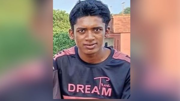 বাল্কহেডের ধাক্কায় নদীতে পড়ে নিখোঁজ জেলের মরদেহ উদ্ধার