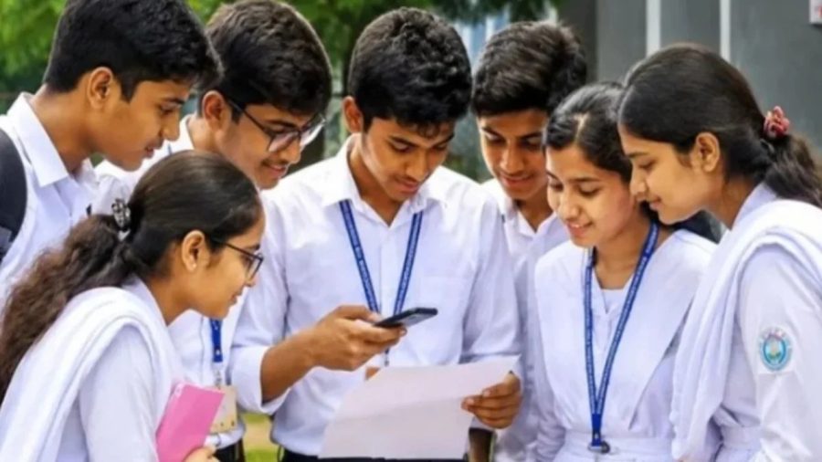 এইচএসসির ফল প্রকাশ, পাসের হার ৫২.১২ শতাংশ