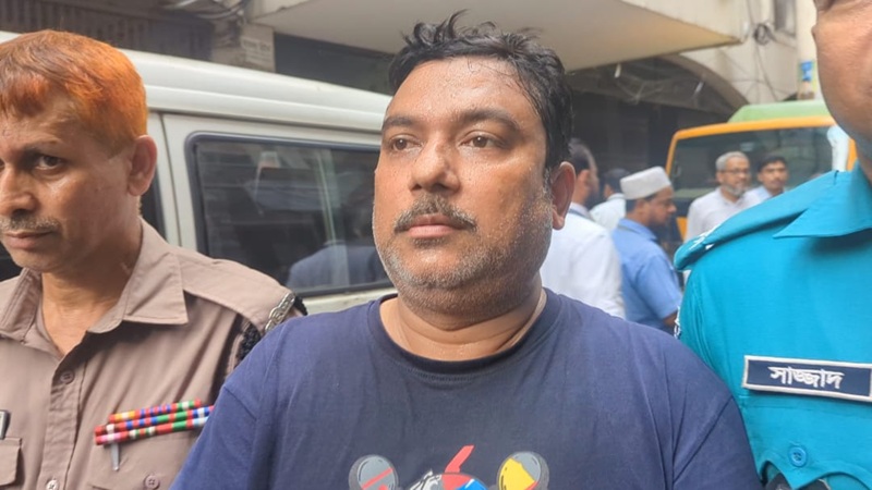 গুপ্তচর সন্দেহে ভারতীয় নাগরিক রবিউল আরও ৭ দিনের রিমান্ডে