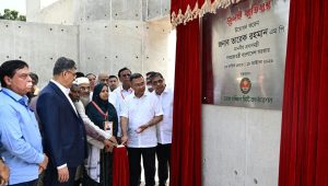 আধুনিকায়ন হওয়া ওসমানী উদ্যানে জুলাই স্মৃতিস্তম্ভ উদ্বোধন