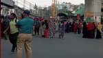 মিরপুর ১০ নম্বর সড়কে পোশাক শ্রমিকদের অবরোধ