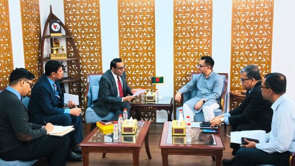 ওমানের সঙ্গে বাণিজ্য ঘাটতি কমাতে চায় বাংলাদেশ: বাণিজ্যমন্ত্রী