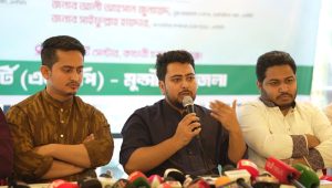 তত্ত্বাবধায়ক সরকারে নিজেদের লোক বসাতে পাঁয়তারা করছে বিএনপি: নাহিদ