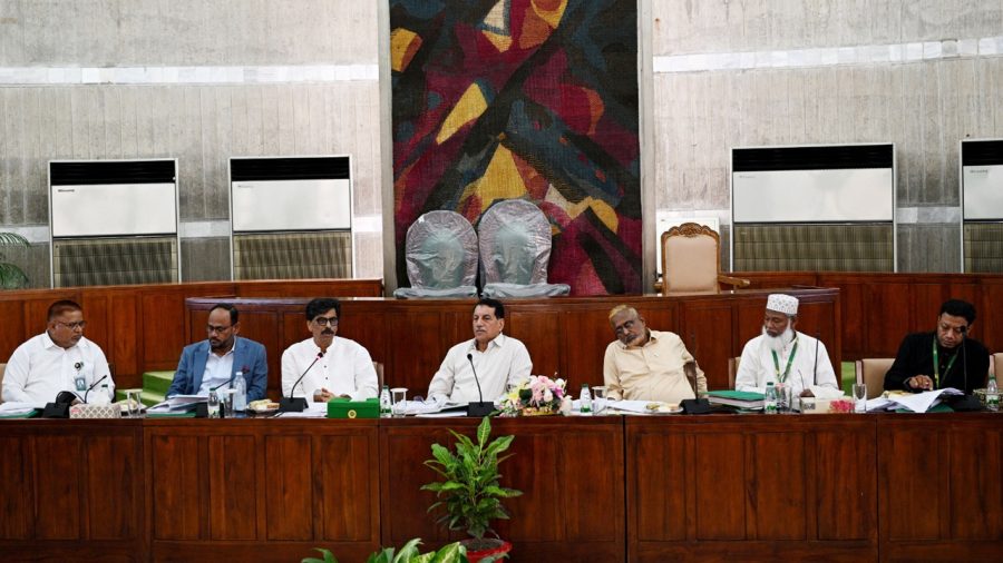 মাছ-মাংস-দুধ-ডিমের বাজারে অনিয়ম তদন্ত চায় সংসদীয় কমিটি