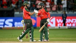 রশিদ ঝড়ে ১৬০ রানেই গুটিয়ে গেল বাংলাদেশ