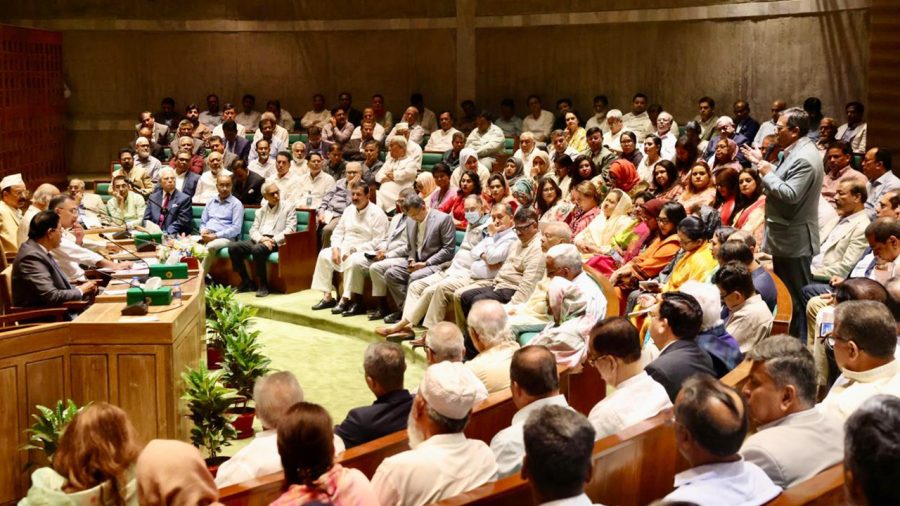 দুর্গাপূজার নিরাপত্তা, চাঁদাবাজি বন্ধে এমপিদের কড়া বার্তা প্রধানমন্ত্রীর
