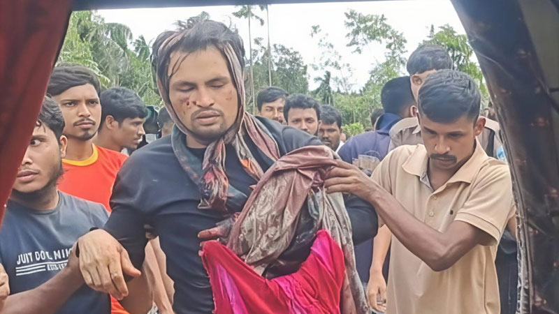 কক্সবাজারে হ্যান্ডকাফসহ রোহিঙ্গা আসামি পলাতক
