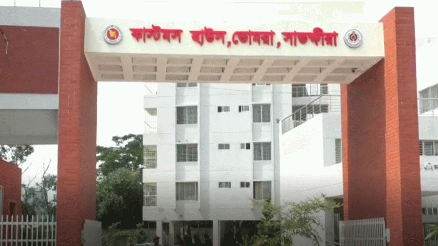 পূজায় টানা ৭ দিন বন্ধ  থাকবে ভোমরা স্থলবন্দরের আমদানি-রপ্তানি