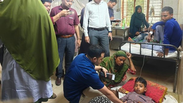 পঞ্চগড়ে স্কুল ফিডিংয়ের দুধ পান করে ১৭ শিক্ষার্থী অসুস্থ