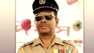 ভুয়া পরিচয়ে সুবিধা নিয়ে বরখাস্ত অতিরিক্ত ডিআইজি টুটুল চক্রবর্তী